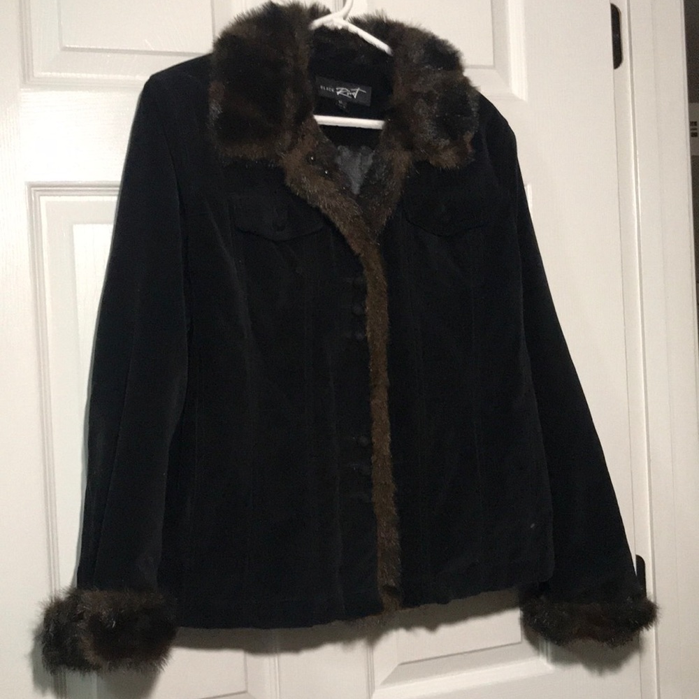 🌻$12🌻 Black Rivet faux suede/fur jacket